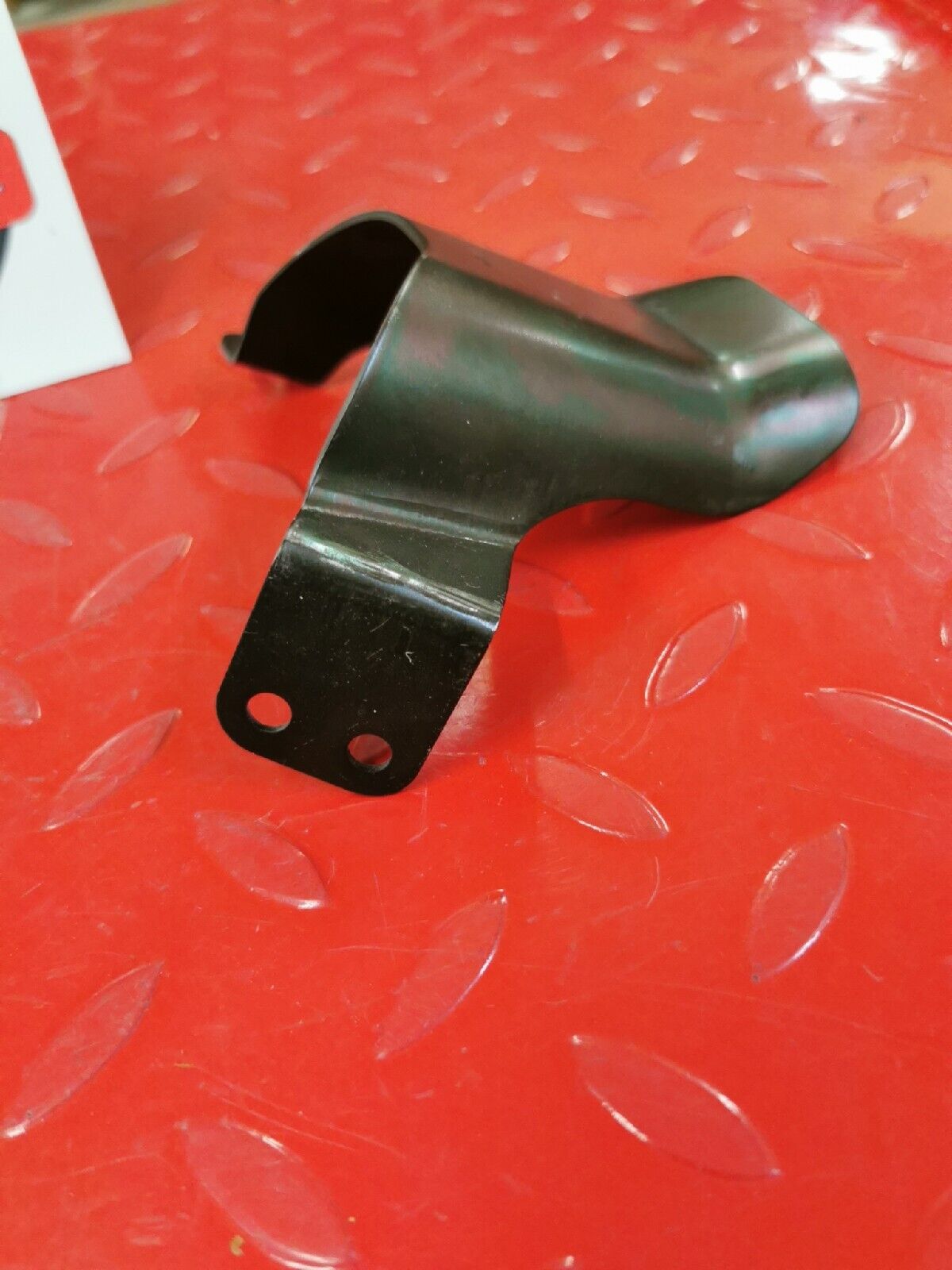 NOS YAMAHA YFM350 YFM400 1993 - 1998   COVER  RING   4GB-2331M-00-00   Y50