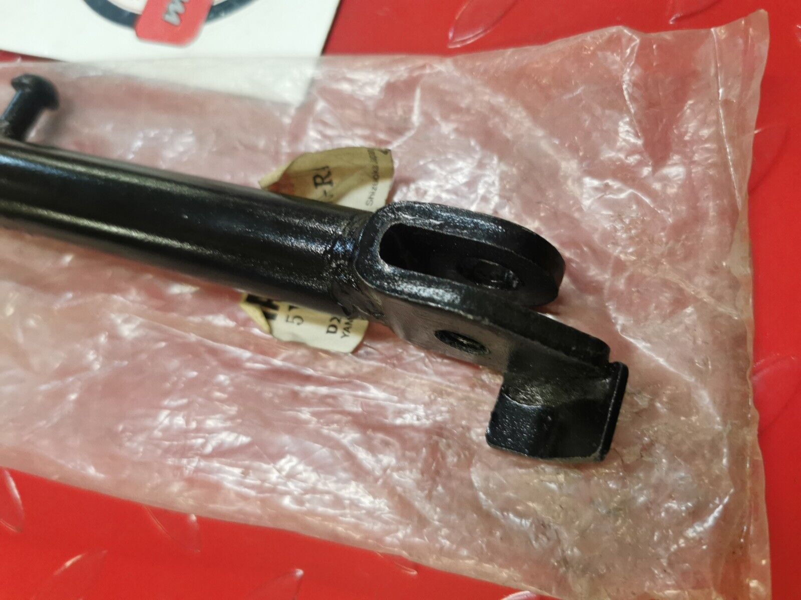 NOS YAMAHA SR250 Stand Side 5V0-27311-00-R4 Y13