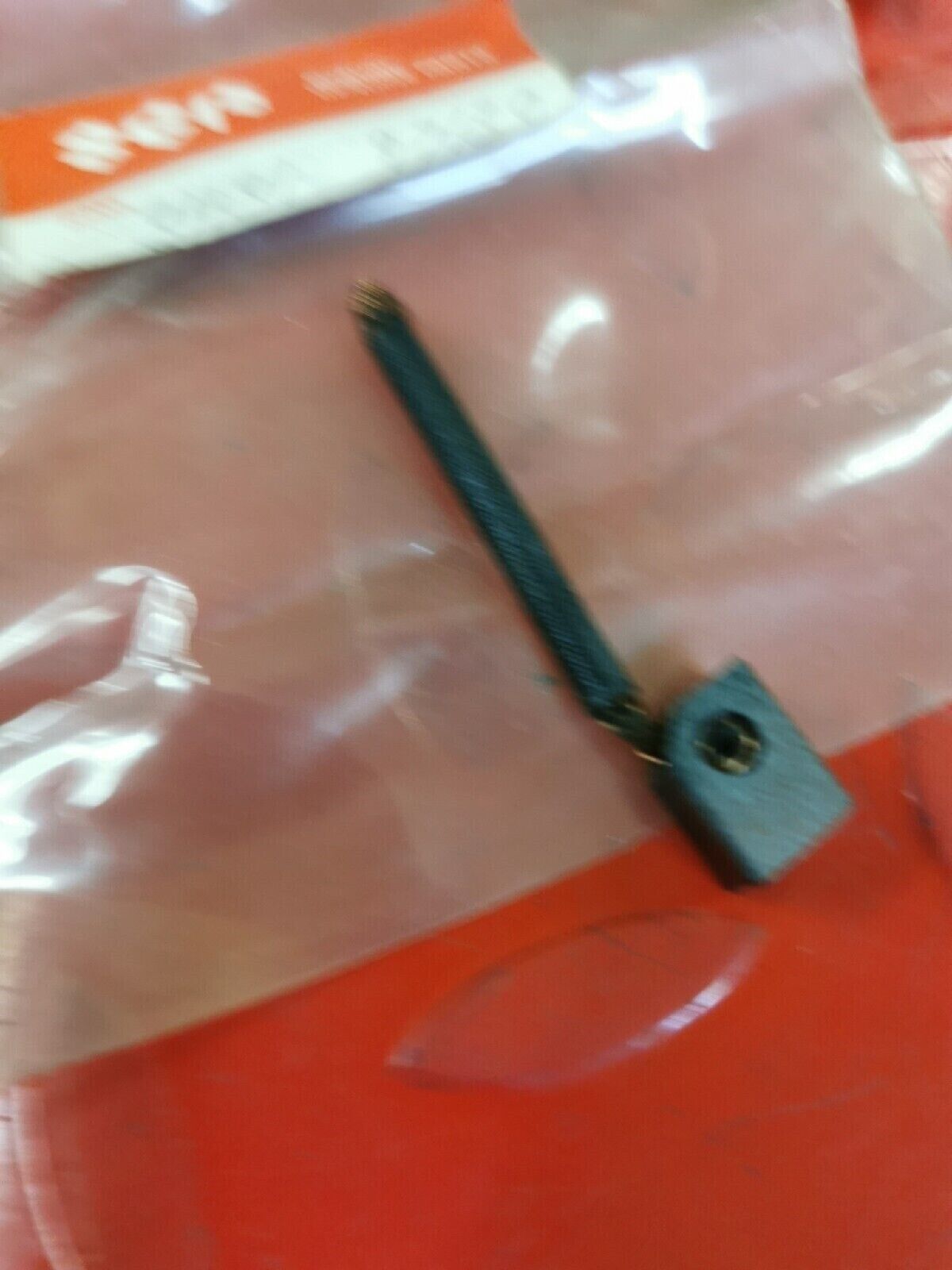 NOS SUZUKI  BRUSH 31131-97130  S12