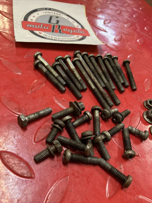 Suzuki RM125 1985 engine motor crankcase cover hardware bolt nut 2