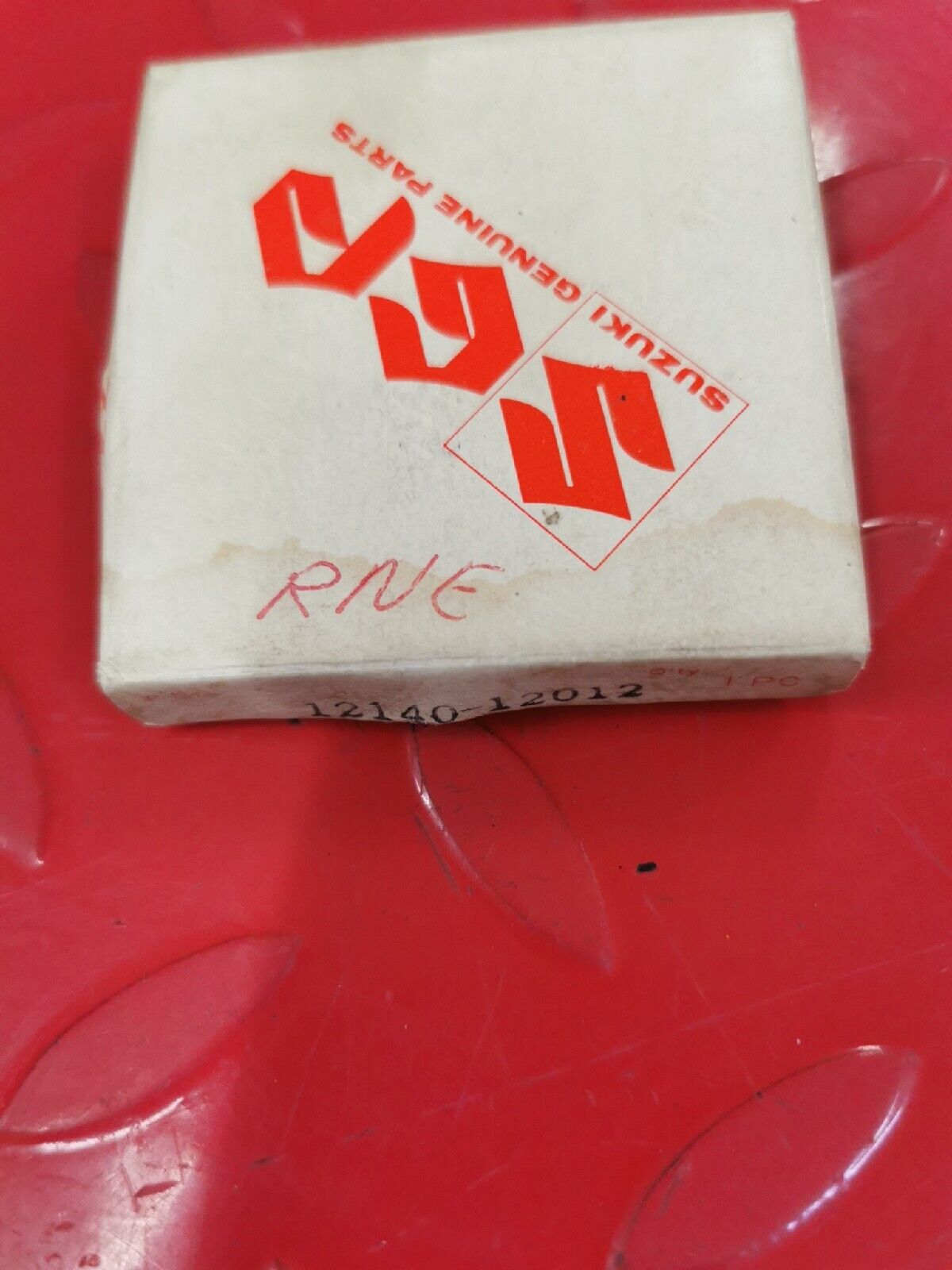 NOS SUZUKI PISTON RING SET 12140-12012 S11