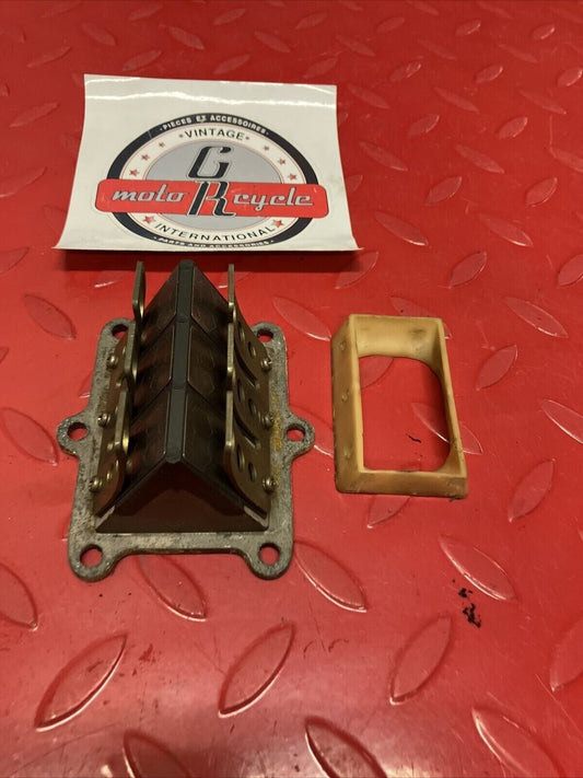 Honda CR250R 1984 Reed valve block cage 1985