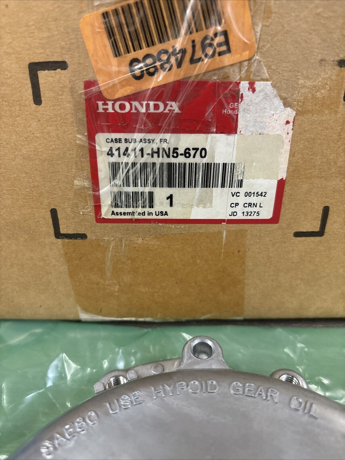 NOS Honda 2000 - 2006 TRX350FE TRX350FM FRONT CASE SUB 41411-HN5-670 H133