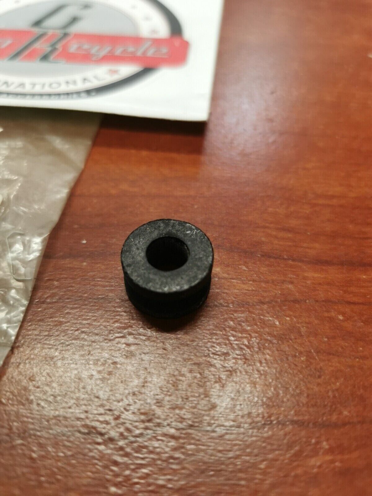 NOS YAMAHA VK540 MT07 YZFR1 GROMMET 90480-12314-00 SUB. 90480-12497-00 Y72