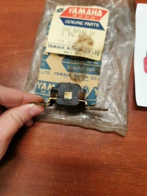 NOS Yamaha RT2MXP TD3 TR3 TZ250 TZ350 COIL PULSER 322-85543-10-00 Y127