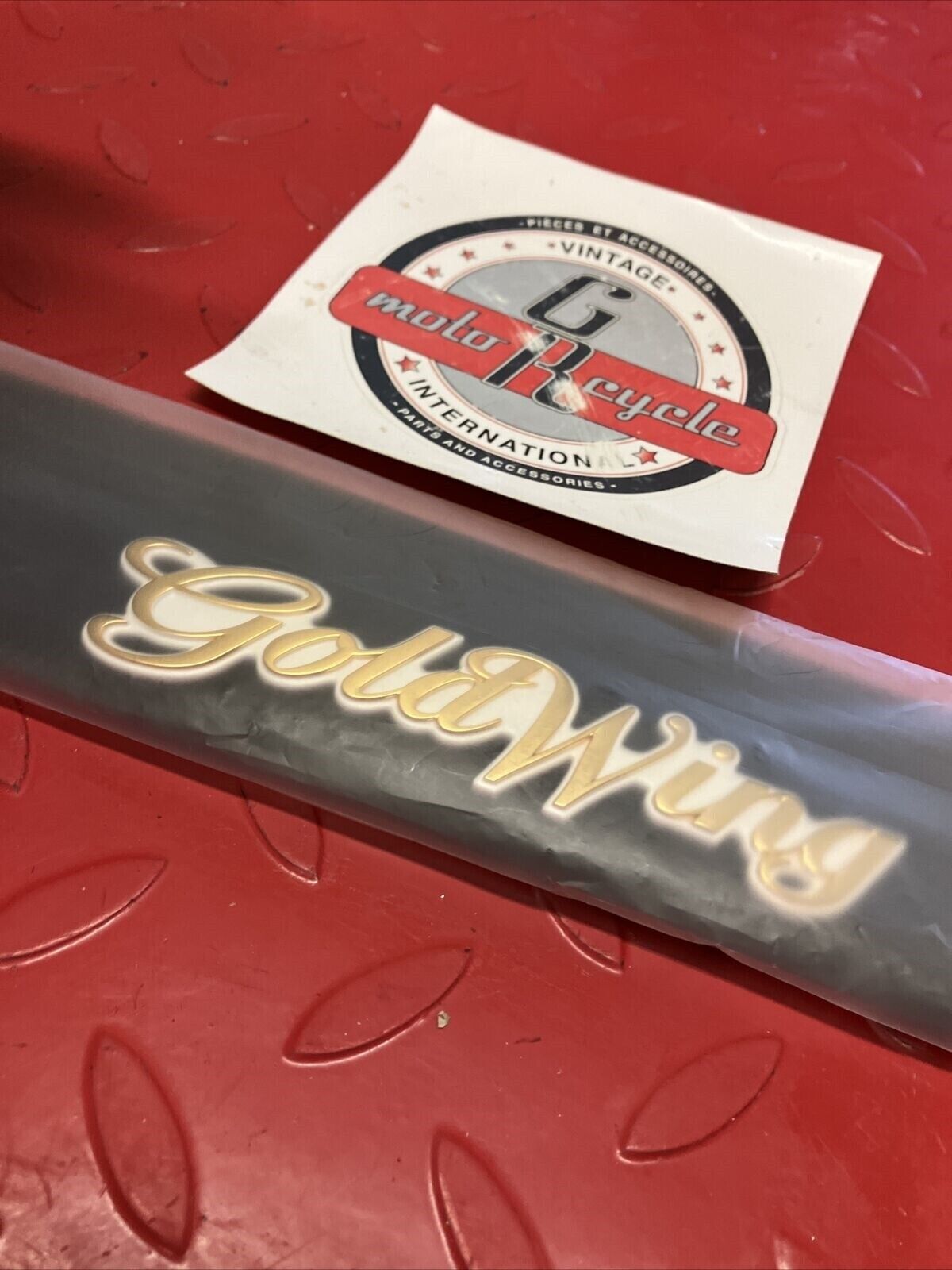 NEW HONDA GL1500SE EMBLEM A SIDE COVER (TYPE6) 83605-MAF-770ZB H100