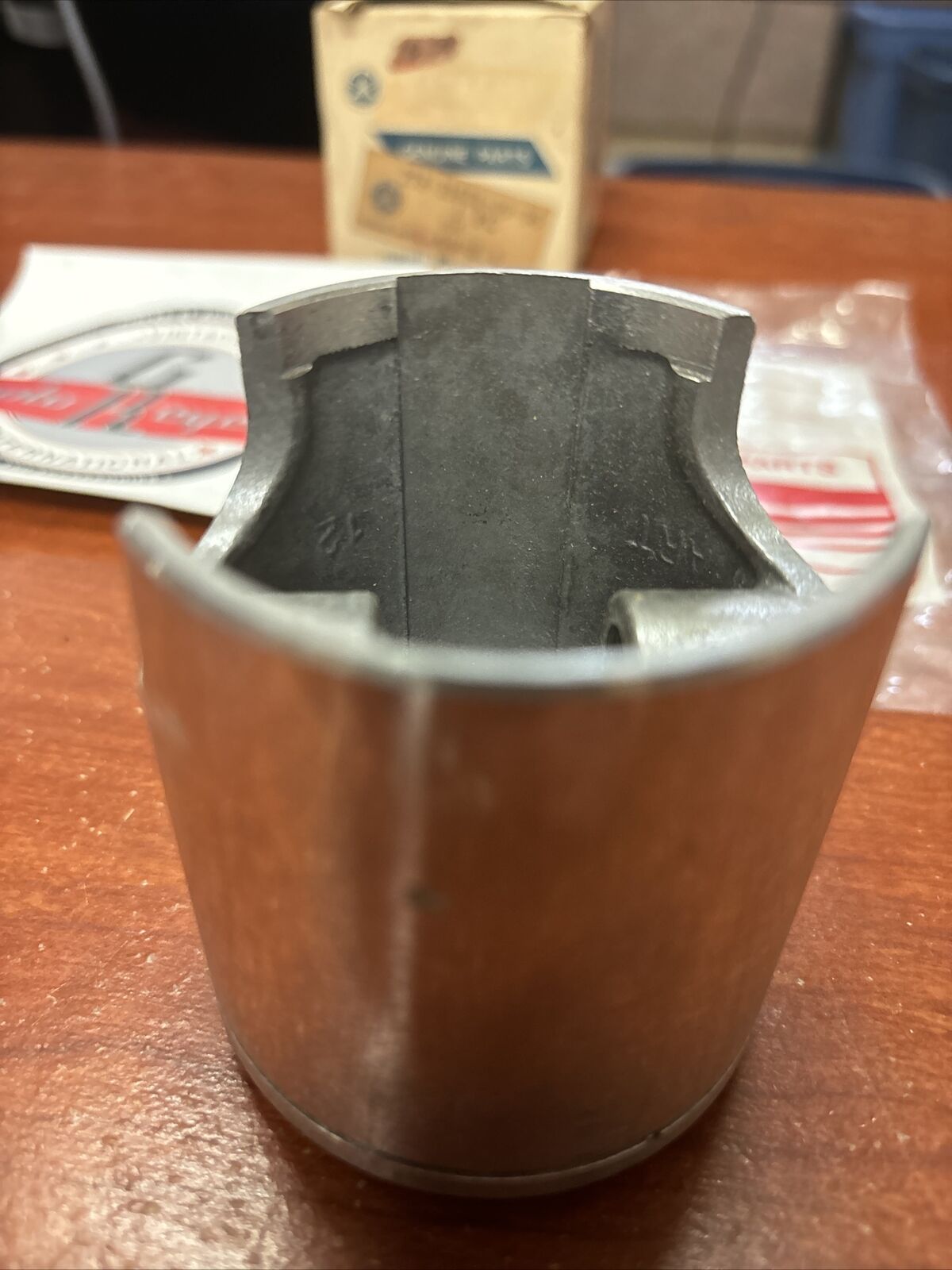 NOS Yamaha 1970 - 1972 R5 PISTON STD 0.96 278-11631-09-96 Y176