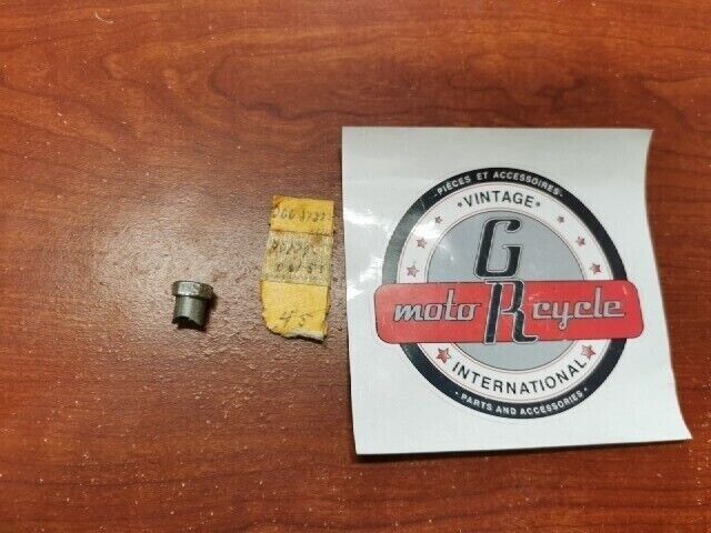 NOS Yamaha NUT 206-27238-00-00 SUB 90179-06176-00 SUB 90179-06411-00 Y109