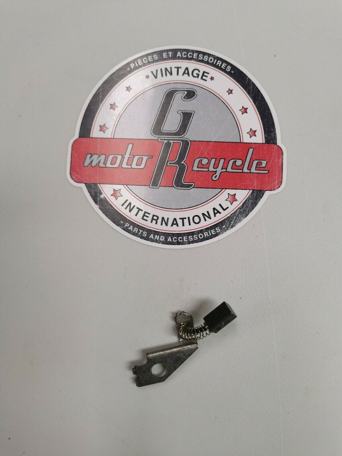 NOS Yamaha RD400 PLUS BRUSH 1A0-81611-20-00 Y4