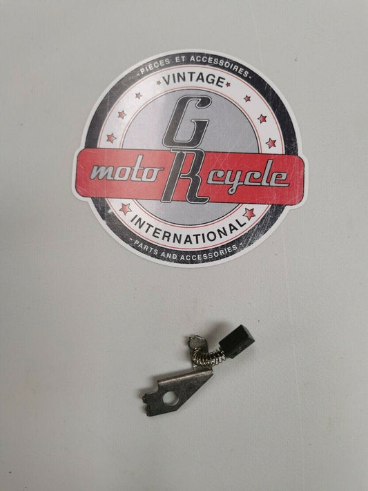 NOS Yamaha RD400 PLUS BRUSH 1A0-81611-20-00 Y4