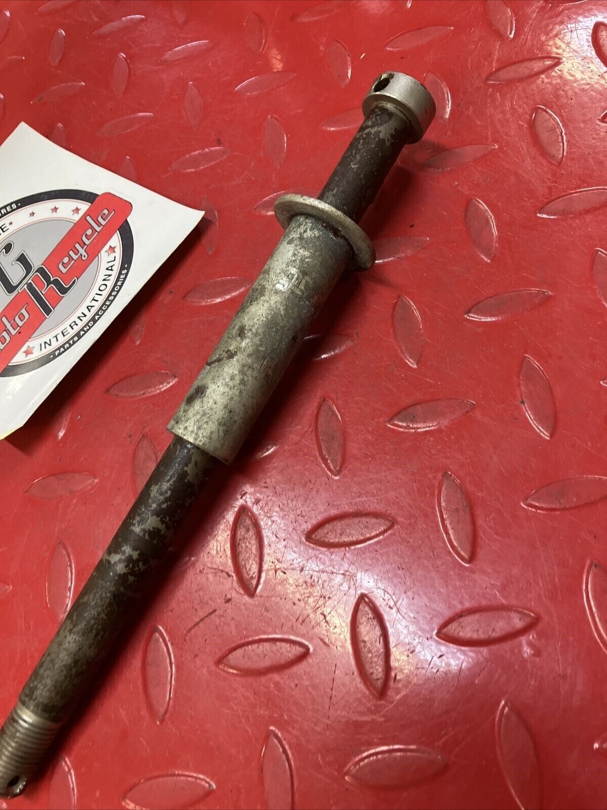 Yamaha RD400 1977 rear wheel axle bolt 1976 1978