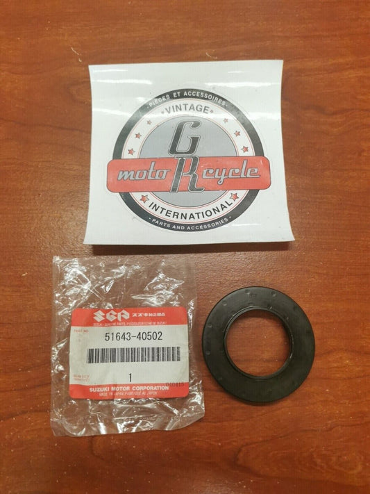 NOS Suzuki AN250 AN400 GSF600 GS1100 STEERING UPPER DUST SEAL 51643-40502 S20