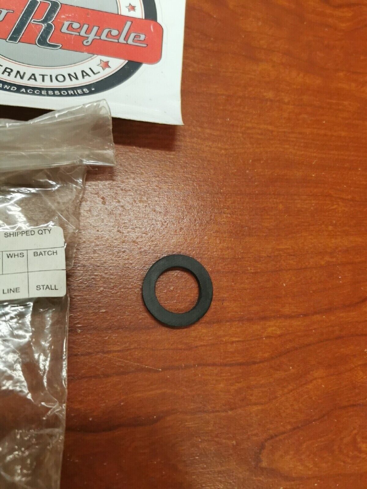 NOS Yamaha XVZ12 XVZ13 PLATE WASHER 26H-88149-00-00 SUB. 90202-17211-00 Y71