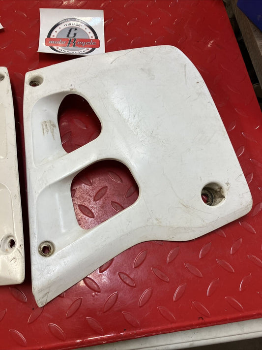 Honda CR125R 1991 radiator shroud fuel tank cover CR250R 19071-KZ3-730ZA
