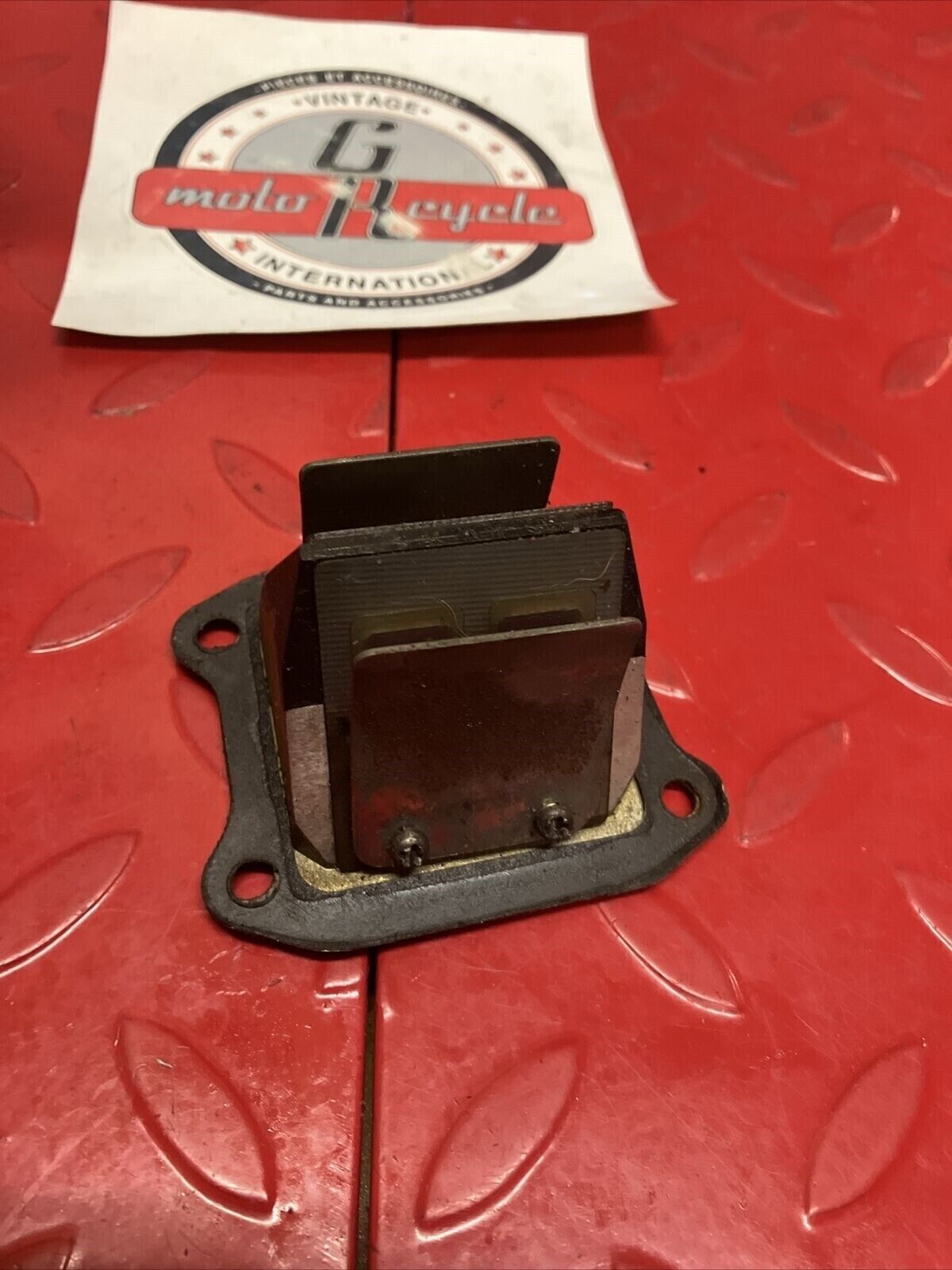 Honda CR80R 1986 Reed valve block cage