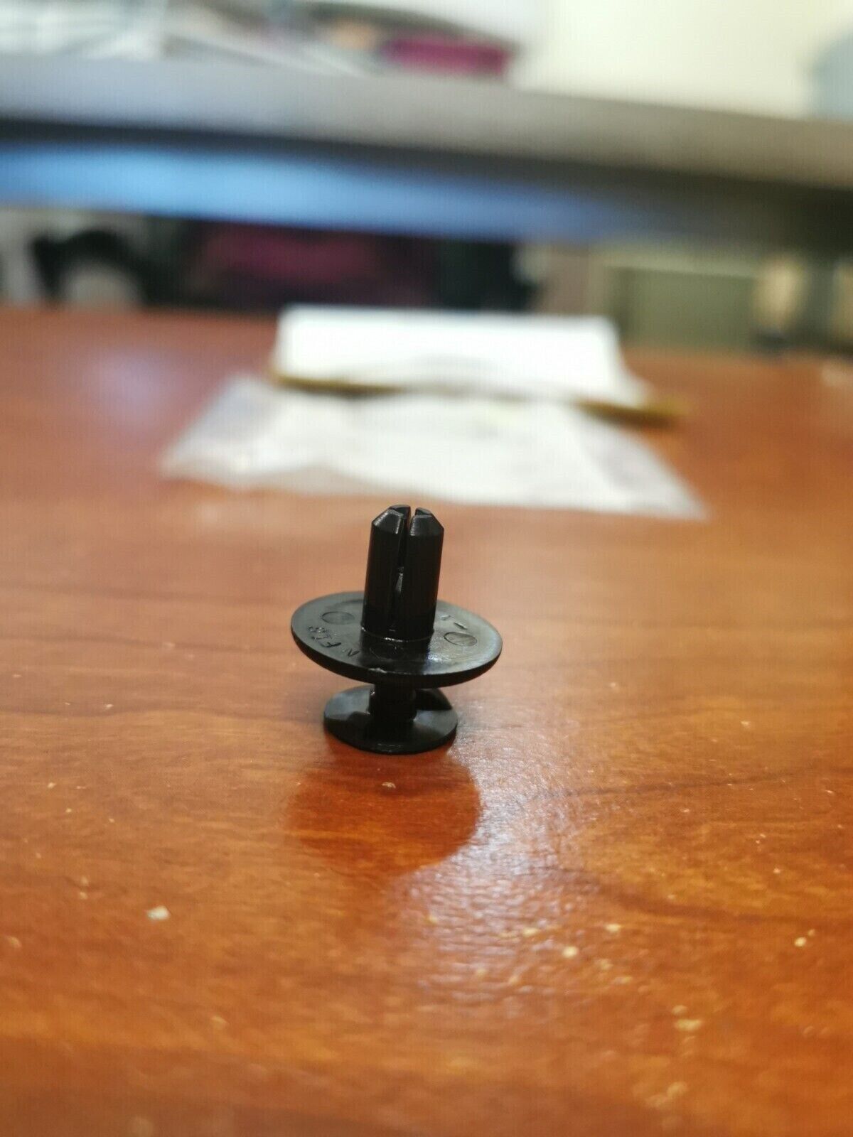 NOS Yamaha FJ09 MTT9 XVZ13 XVZ1300 YZFR6 FJR1300 RIVET 90269-07076-00 Y81