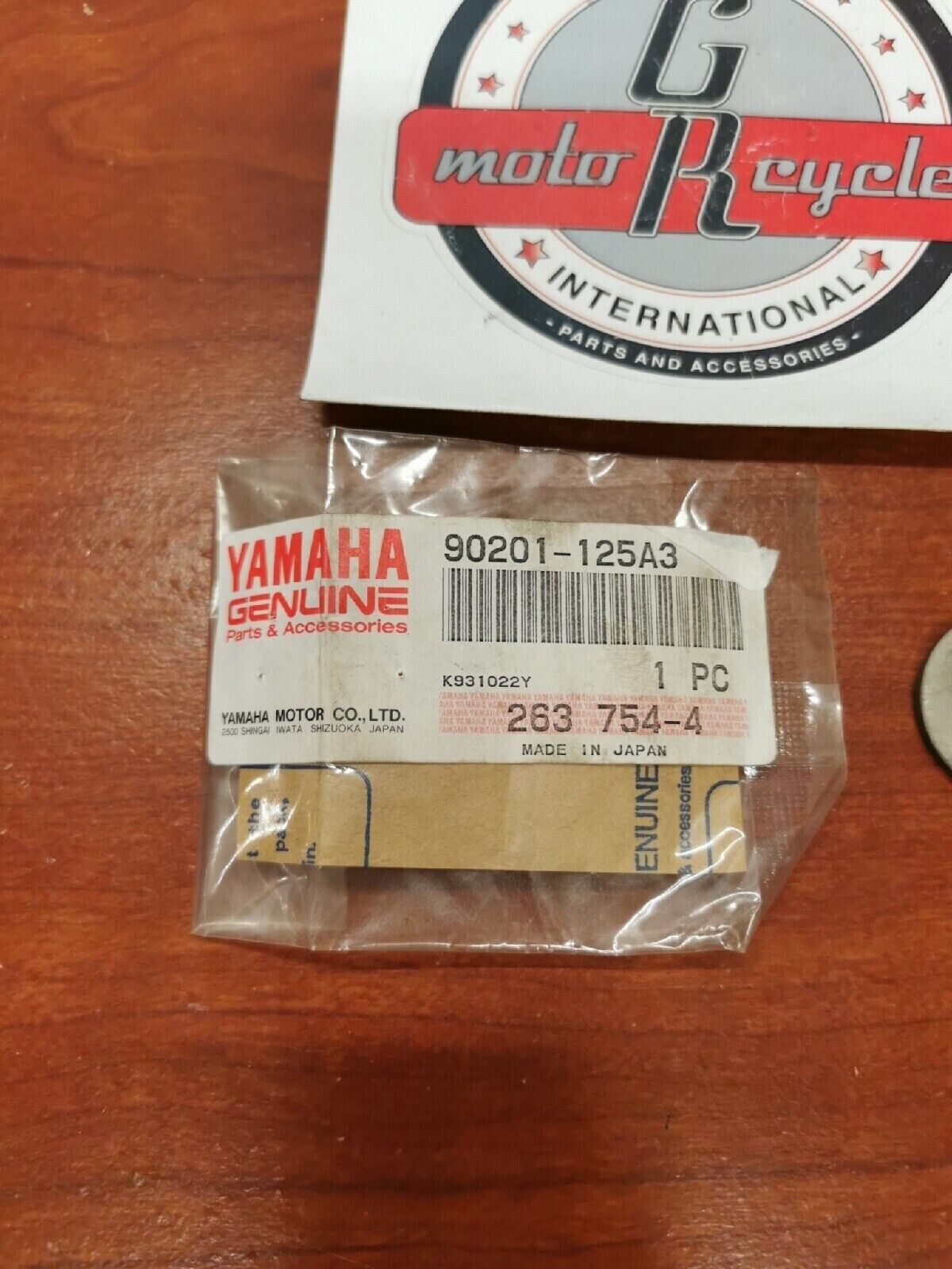 NOS Yamaha XV1100 XV750 PLATE WASHER 90201-125A3-00 Y72