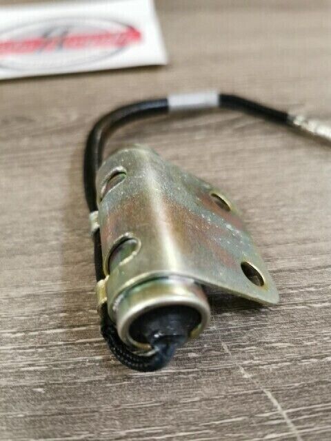 NOS Yamaha TX650 1974 - 1976 XS650 1975 - 1979 CONDENSER 1 256-81625-10-00 Y137