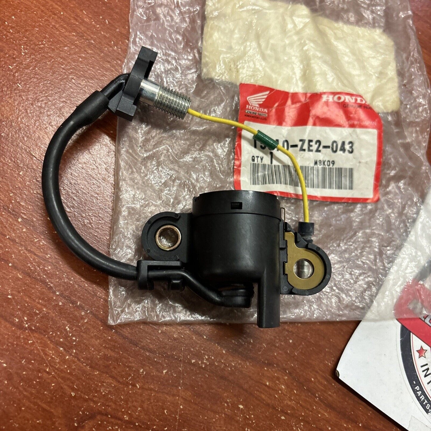 NOS Honda GX160 GX240 OIL LEVEL SWITCH 15510-ZE2-043 SUB 15510-ZE2-053 H153