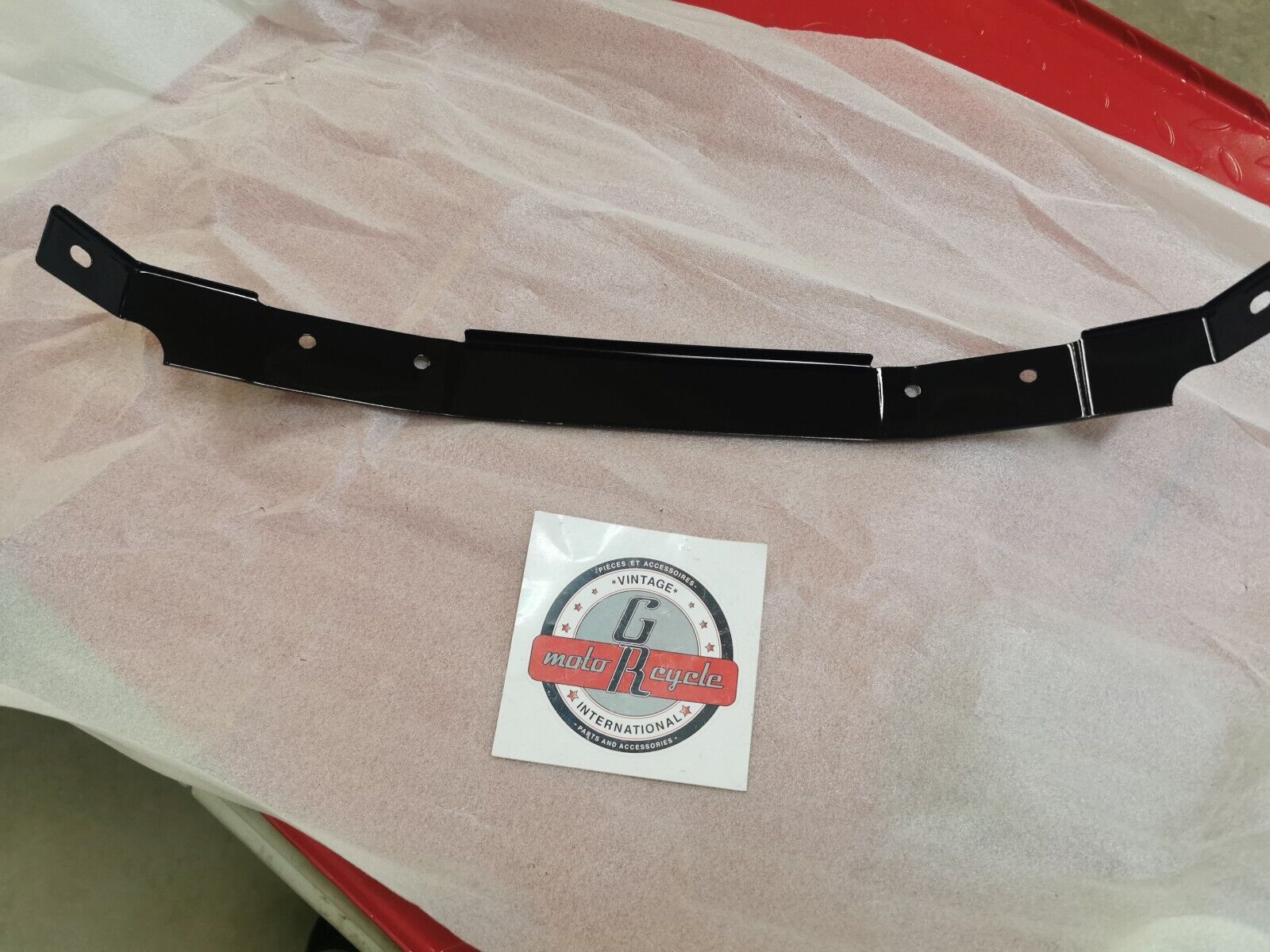 NOS YAMAHA EC540 1979 1980 FRAME 1 RNFCMNT 8H8-21986-00-00 Y14