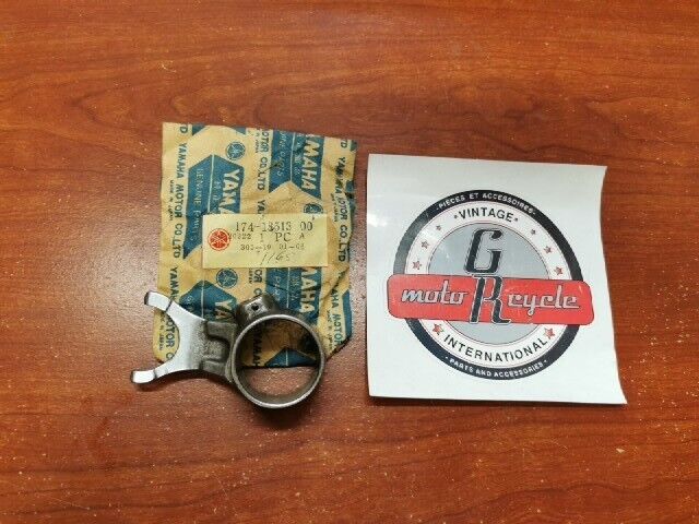 NOS Yamaha CS3 CS5 RD200 YCS1 SHIFT FORK 174-18513-00-00 SUB 174-18513-01-0 Y116