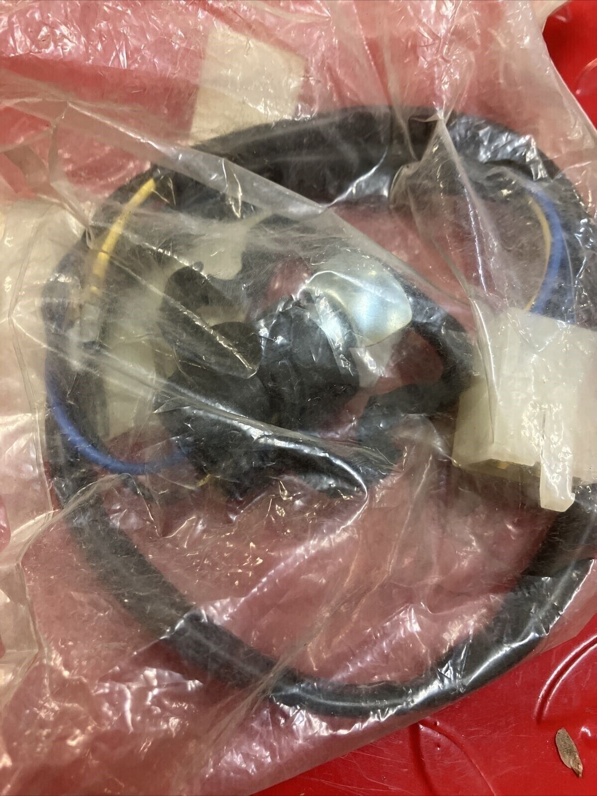 NOS Yamaha XJ750 1981 - 1983 CORD ASSEMBLY 5G2-84735-00-00 Y16