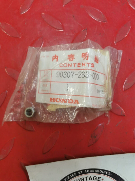 NOS Honda CB400 CB350 CB500 CM400 CL450 CHAIN ADJUSTING NUT 90307-283-000 H25