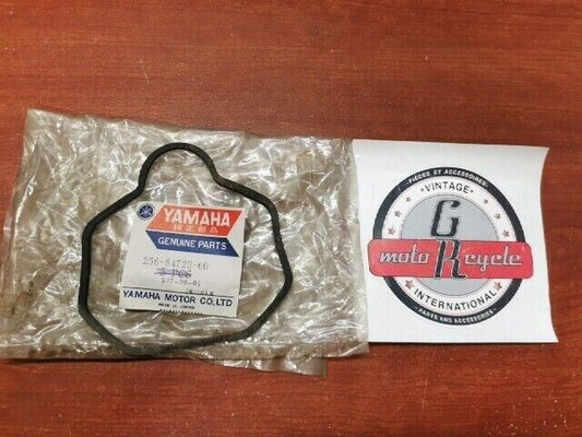 NOS Yamaha 1970 R5 TAIL LENS GASKET 256-84723-60-00 Y125