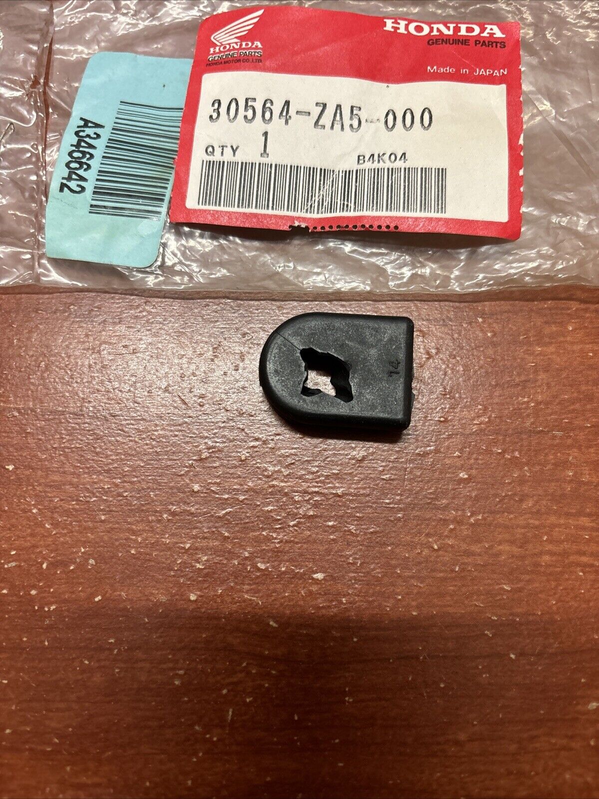 NOS Honda GX100 EG1400 EG2200 EG2500 GROMMET WIRE 30564-ZA5-000 H182
