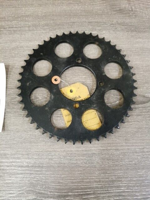 NOS  Yamaha MX100 DT100 Sprocket DRIVEN 49T 13M-25449-20-00  2L2-25449-10-33 j55