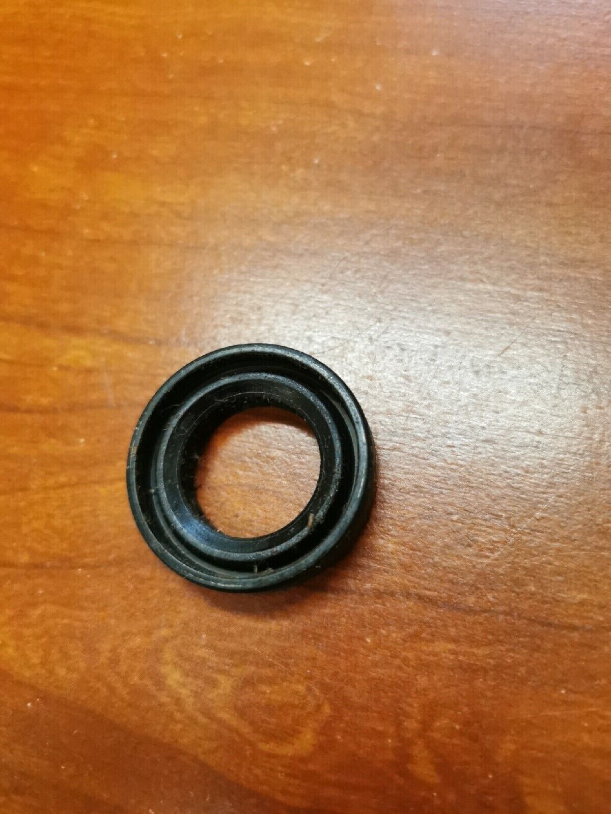 NOS Honda CB200 CB350 CB360 CB400 CB450 DUST SEAL 22X36X8 91252-300-003 H33