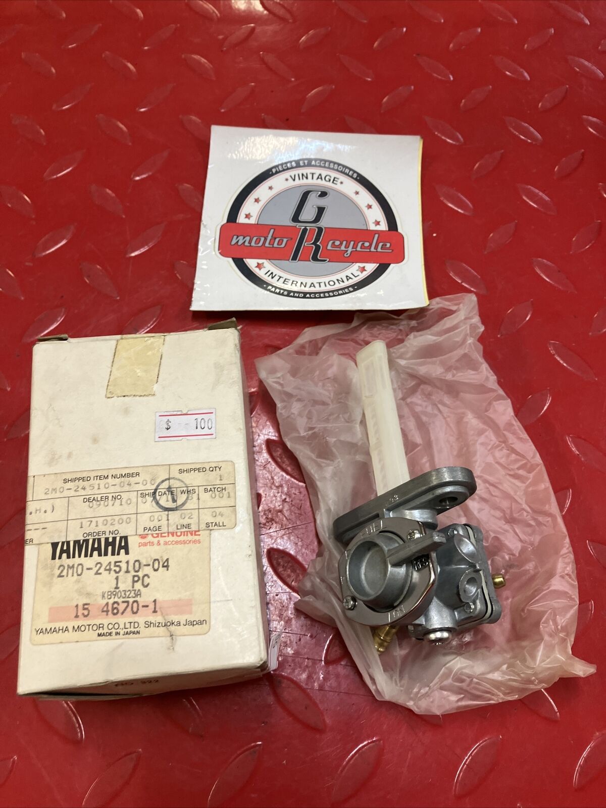 NOS Yamaha XS650 FUEL COCK ASSY PETCOCK 2M0-24510-04-00 Y35