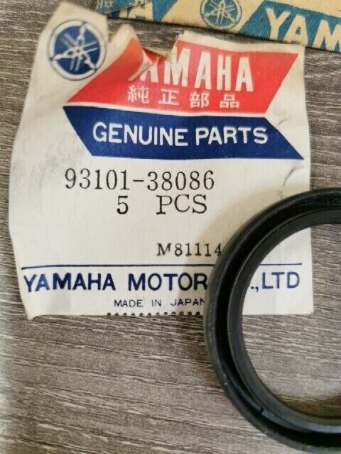 NOS YAMAHA XJ1100S 1982 XS1100 1978 - 1981 OIL SEAL 93101-38086-00 Y148