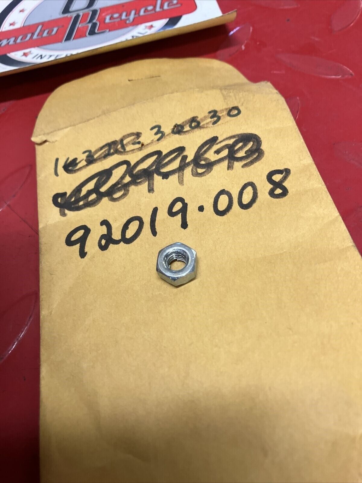 NOS KAWASAKI NUT 92019-008 K18
