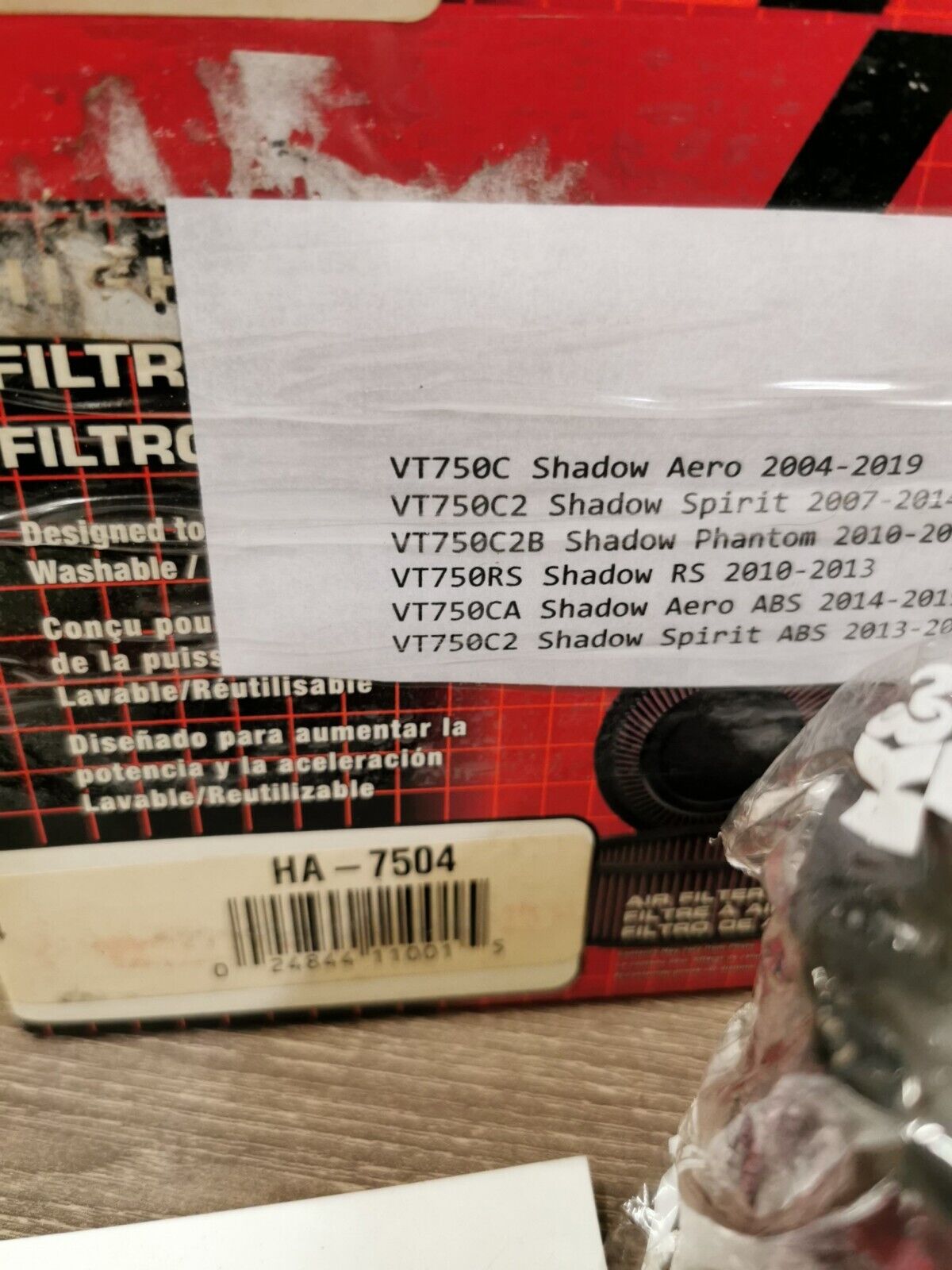NOS K&N Honda  VT750C VT750C2B VT750C2 AIR FILTER  HA-7504 J40
