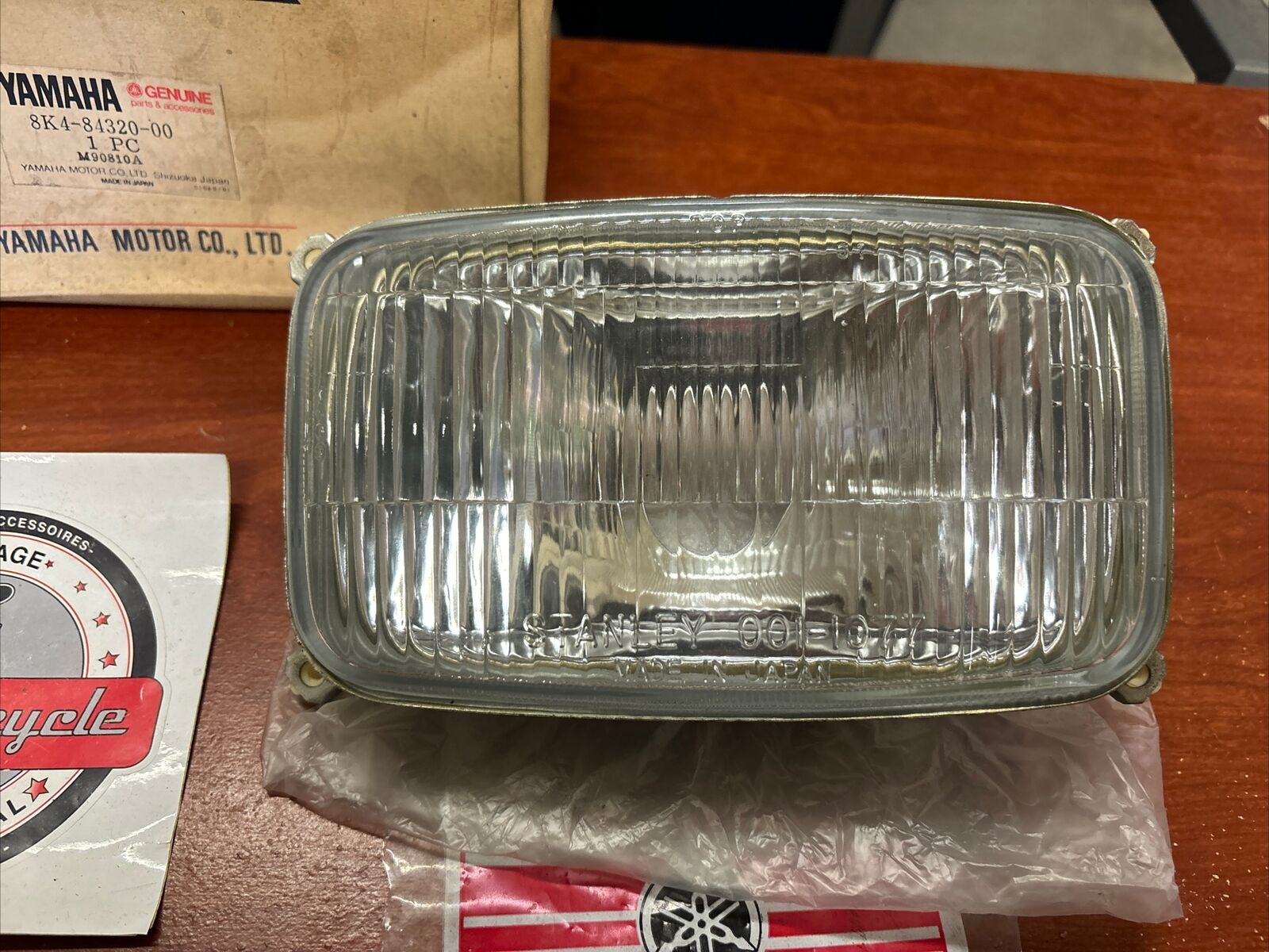 NOS Yamaha SR540 SS440 XL540 LENS 8K4-84320-00-00 Y171