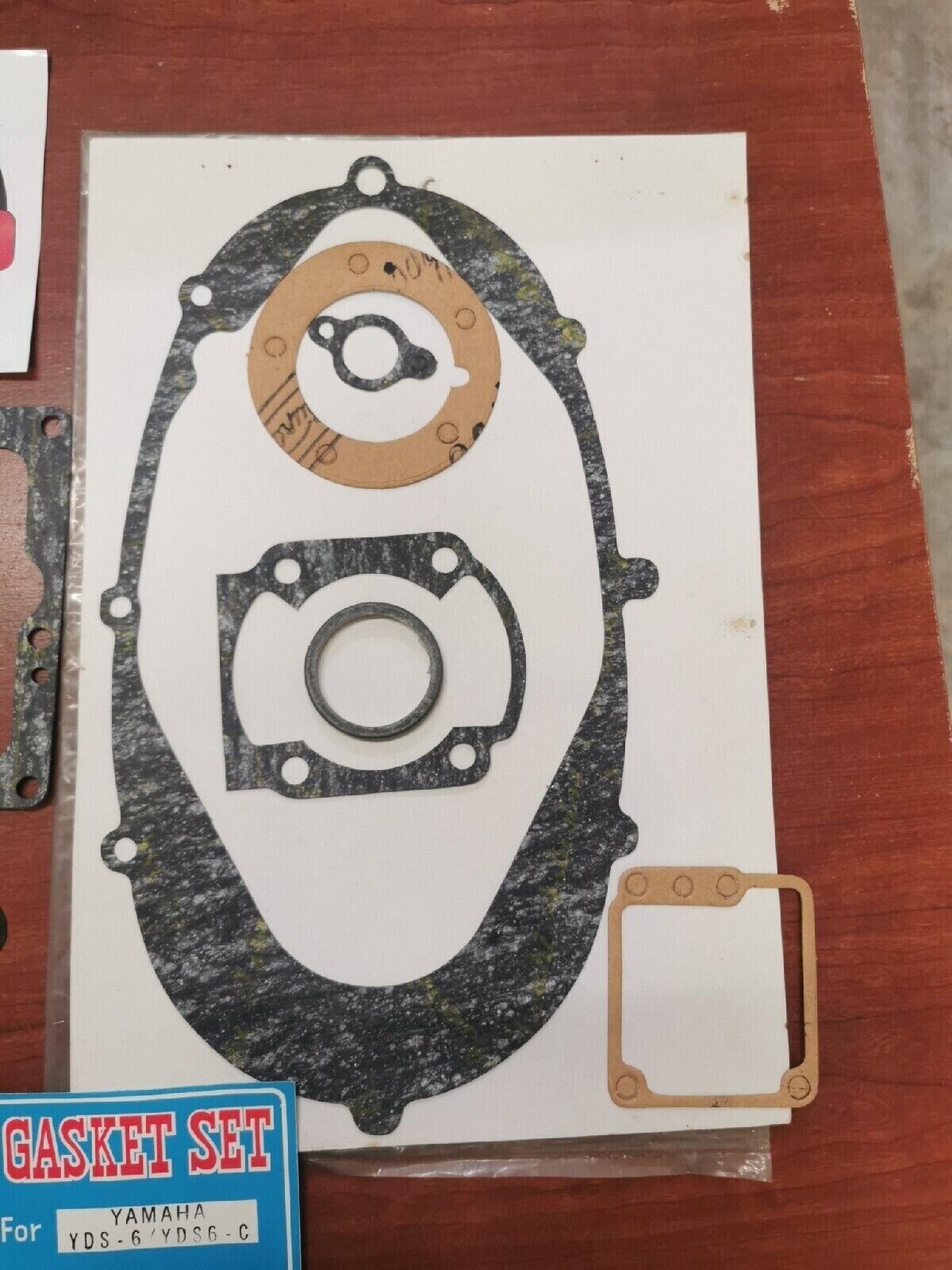 NOS Yamaha YDS6 YDS6C INCOMPLETE GASKET KIT SET 1 Y74