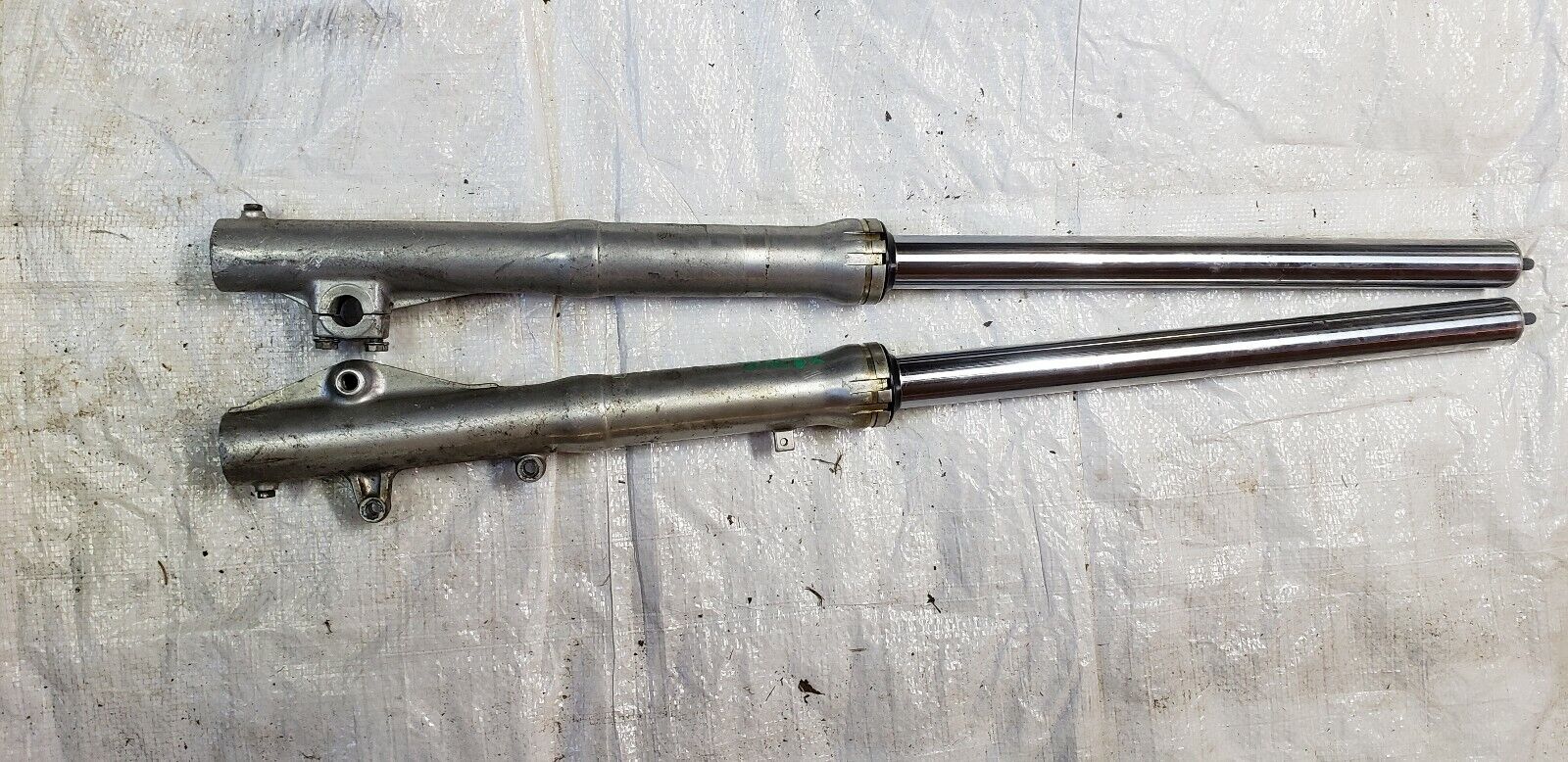 Honda XL350R 1984 front fork shock absorber XL 350R 51400-KL3-671 51500-KL3-671