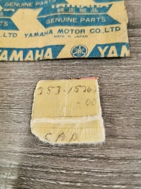 NOS YAMAHA XC125NC XC125ZS XC125M TW200 PLUG OIL LEVEL 353-15362-00-00 Y169
