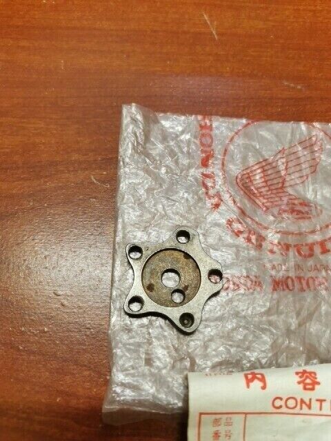 NOS Honda CB350F DRUM STOPPER PLATE 24321-333-010 H80