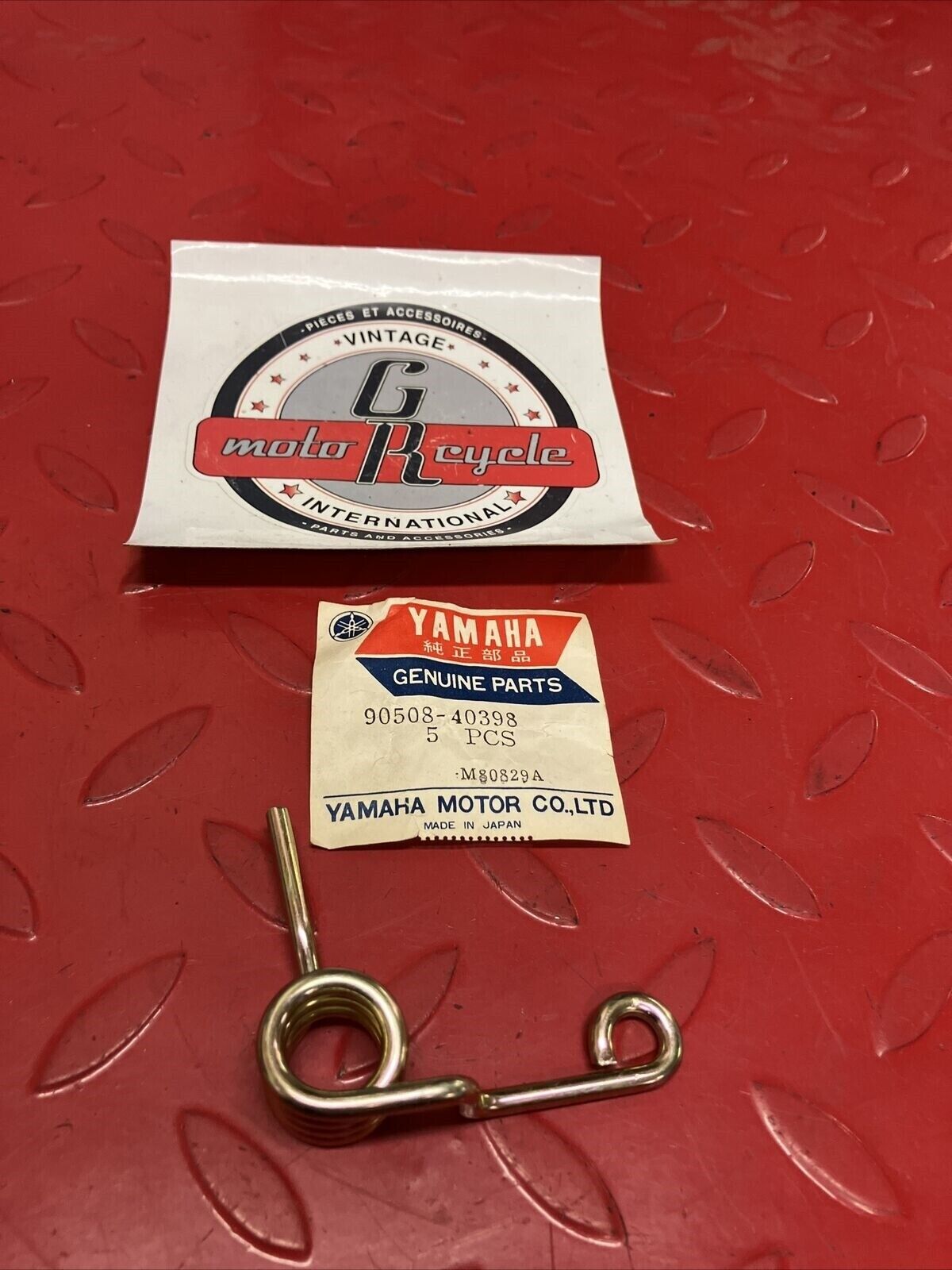 NOS YAMAHA SPRING TORSION 90508-40398-00 Y63