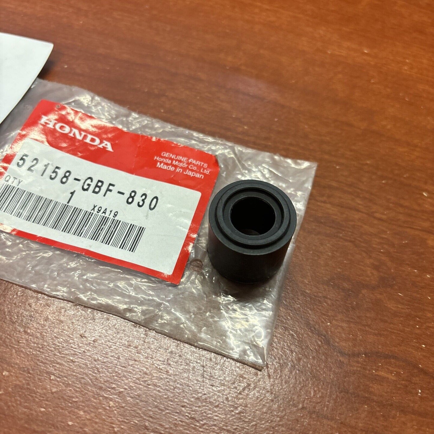 NOS Honda CR125R CR80R CR85R CRF150R CHAIN TENSIONER ROLLER 52158-GBF-830 H165