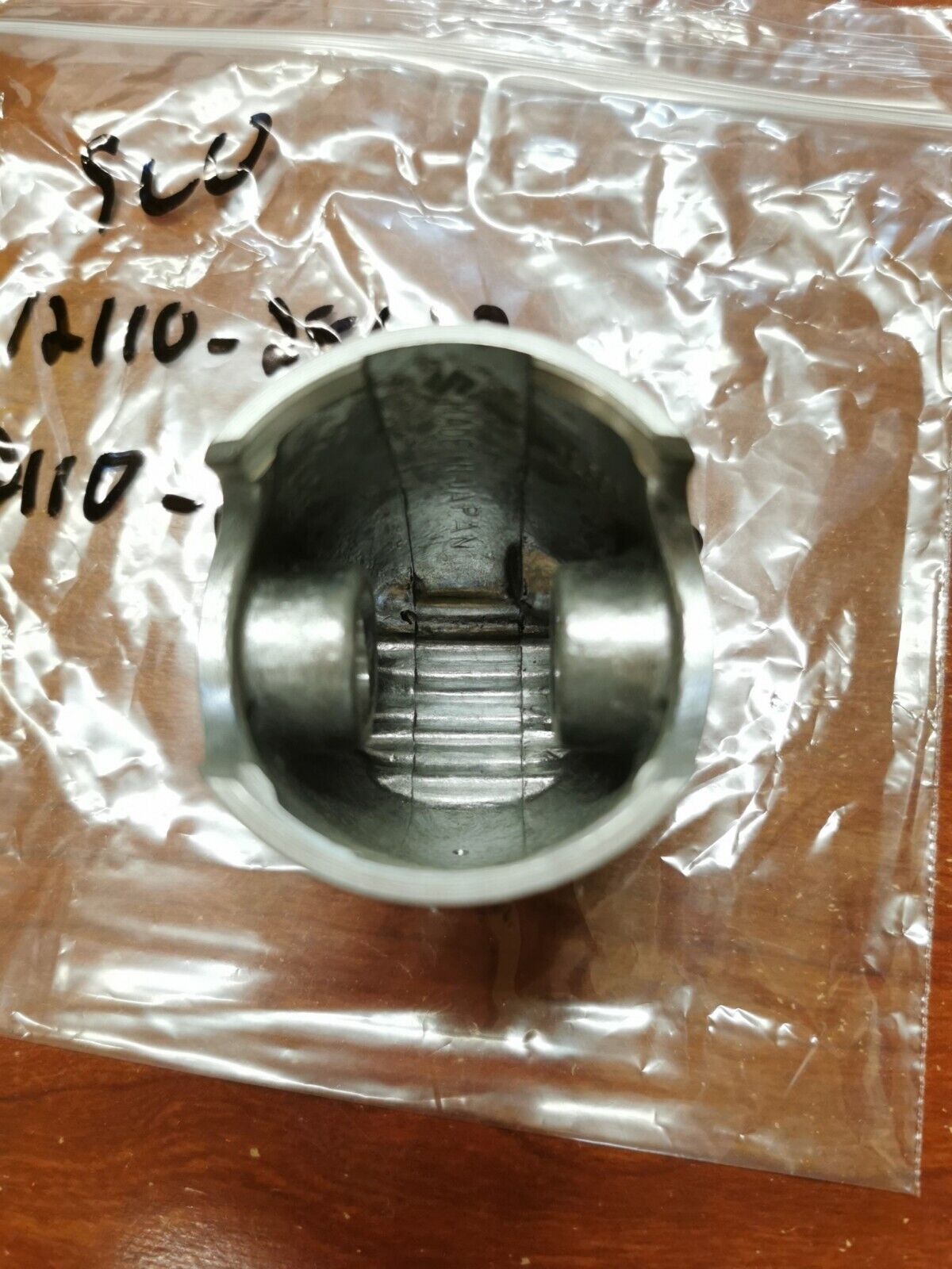 NOS Suzuki 1976 - 1978 RM100 PISTON 0.50 OVER 12110-28622 SUB. 12110-28623 S32