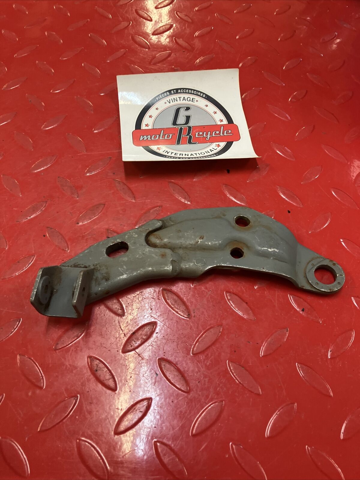 Yamaha RD400 1977 Left side muffler stay footpeg bracket holder 1976 1978 2