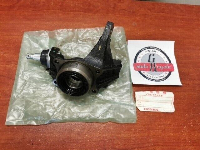 NOS Honda TRX450FE TRX450FM RIGHT STEERING KNUCKLE 51200-HN0-670 H108