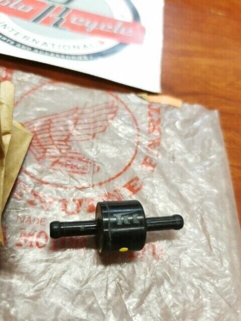 NOS Honda 1976 - 1978 CB750A CHECK VALVE 17151-393-013 H69