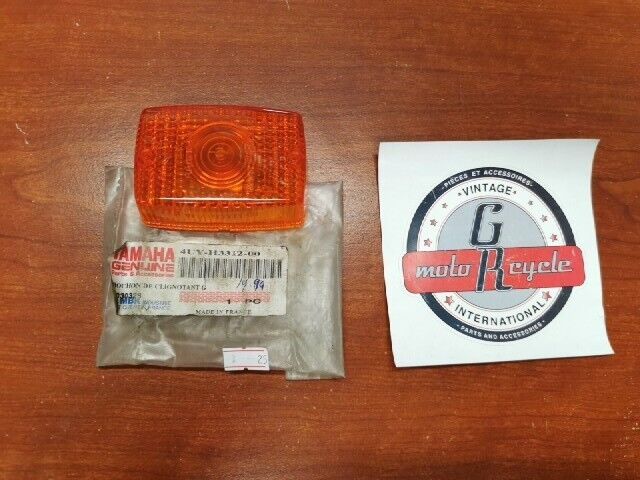 NOS Yamaha 1997 - 2002 CW50 FLASHER LENS 4UY-H3312-00-00 Y102