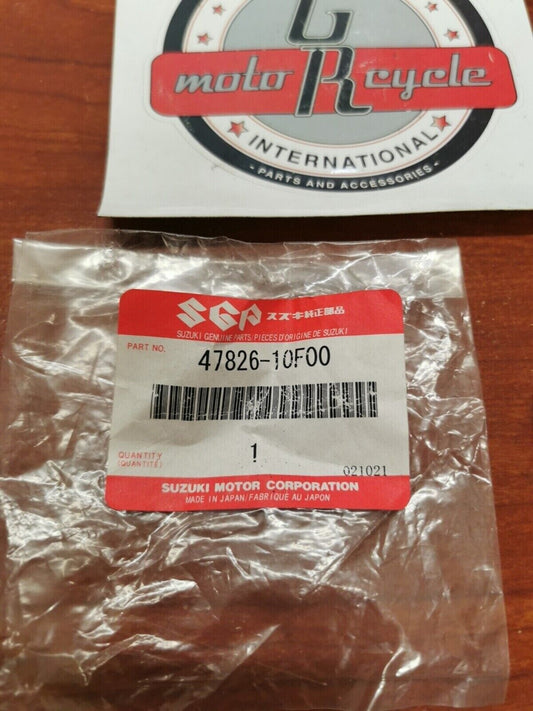 NOS Suzuki VL1500 SIDE UPPER COVER CUSHION 47826-10F00 S20