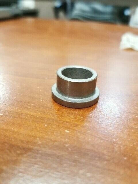 NOS Yamaha YFA1 YFU1 YFM100 YFM125 YFM50 YFM80 SOLID BUSH 90381-17067-00 Y102