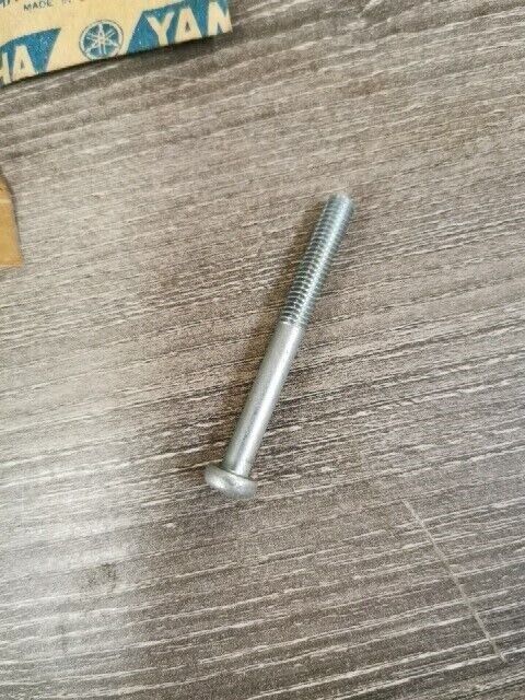 NOS YAMAHA RZ350N YG5T AS2C YZ50G LTMX HS1 SCREW PANHEAD 92501-06055-00 Y151